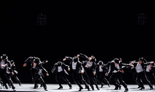 Decadence de Naharin à Garnier