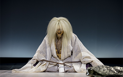 At The Hawk's Well Opera national de Paris Hiroshi Sugimoto Tetsunojo Kanze