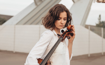 © Julia Altukhova