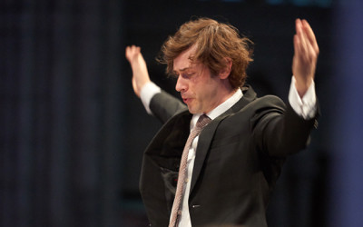 Maxime Pascal et Le Balcon au Festival de Saint-Denis – Mahler chez les  Jivaros – Compte-rendu | Concertclassic