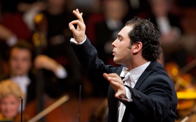 © www.tugansokhiev.com